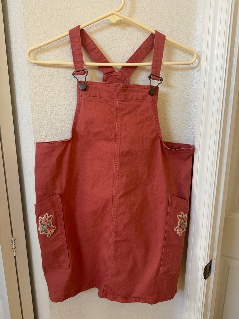 365 kIDS from Garanimals Girls  Pinafore Dress with Floral Pockets